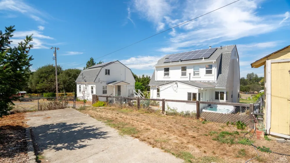 111 Haverfield Lane Petaluma, CA 94952