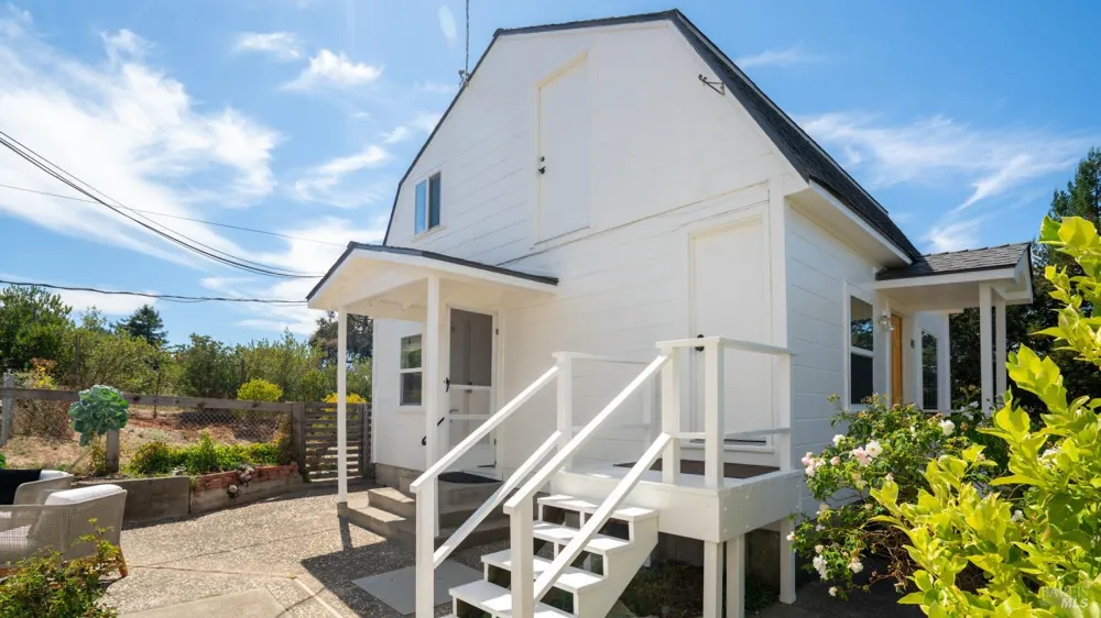 111 Haverfield Lane Petaluma, CA 94952
