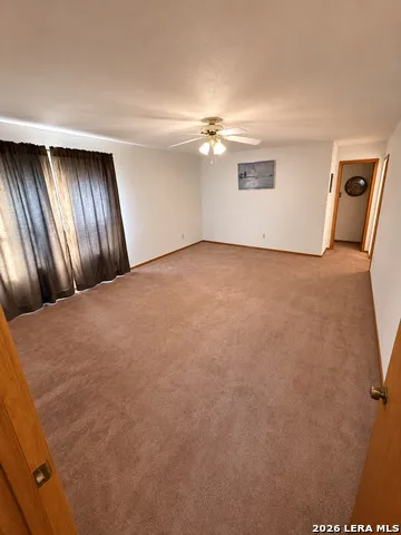 9334 JORWOODS DR San Antonio, TX 78250