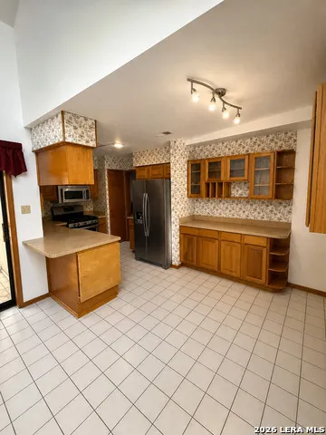 9334 JORWOODS DR San Antonio, TX 78250