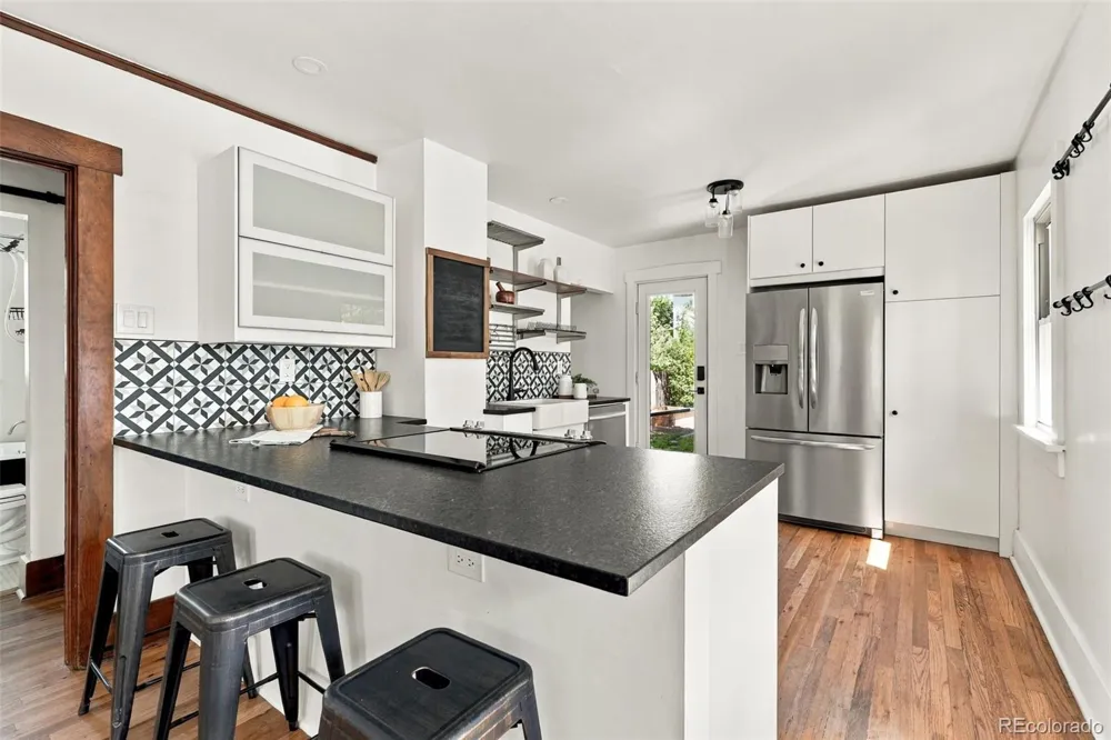 3196 S Logan Street Englewood, CO 80113