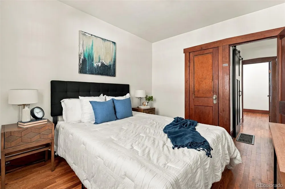 3196 S Logan Street Englewood, CO 80113
