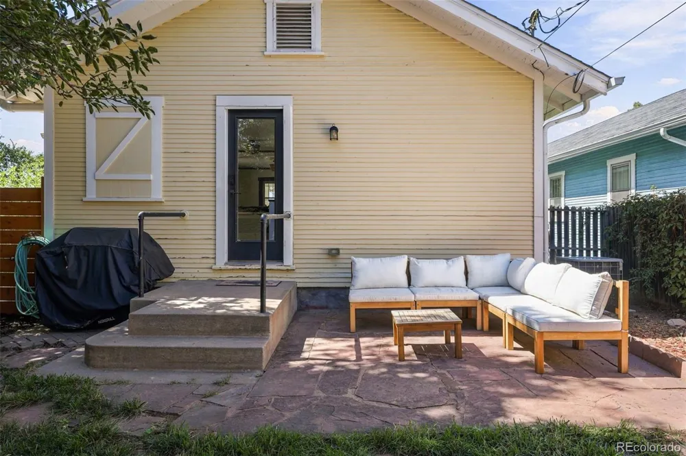 3196 S Logan Street Englewood, CO 80113