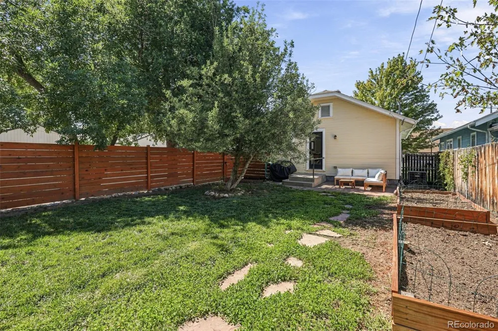 3196 S Logan Street Englewood, CO 80113