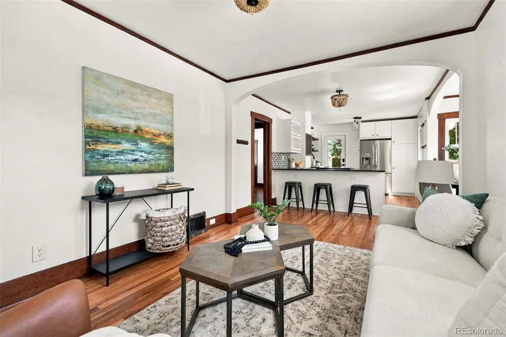 3196 S Logan Street Englewood, CO 80113
