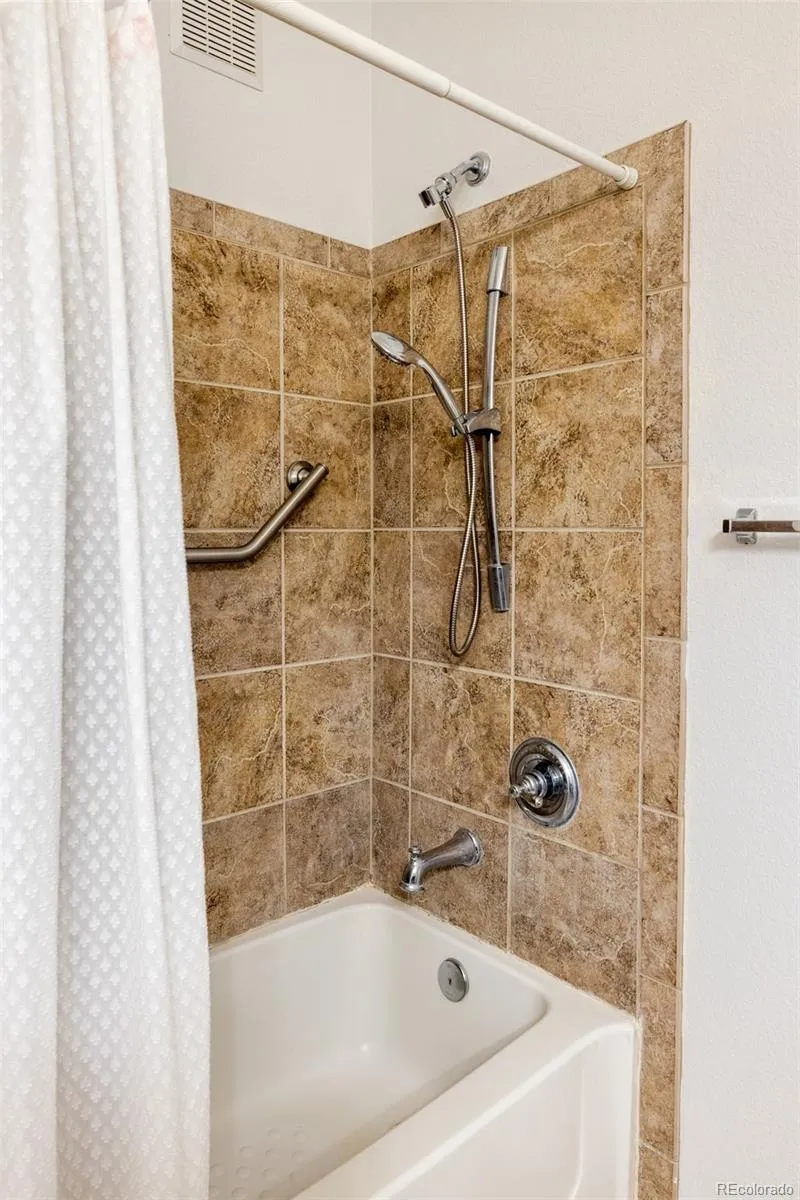 15470 Canyon Rim Drive #105 Englewood, CO 80112