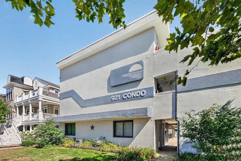 921 Wesley Ave Ocean City, NJ 08226