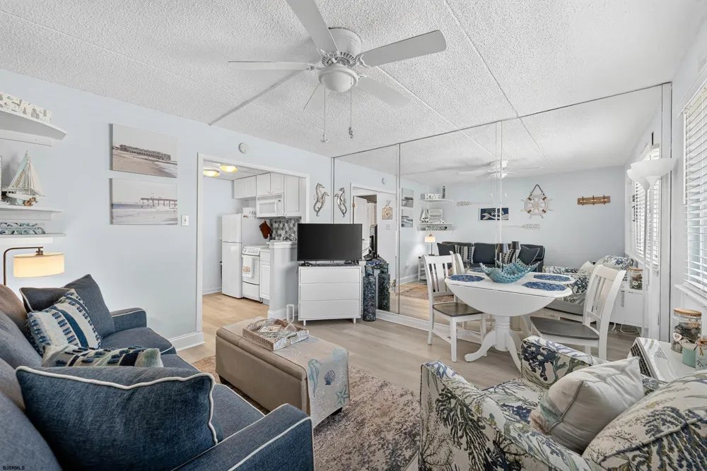 921 Wesley Ave Ocean City, NJ 08226