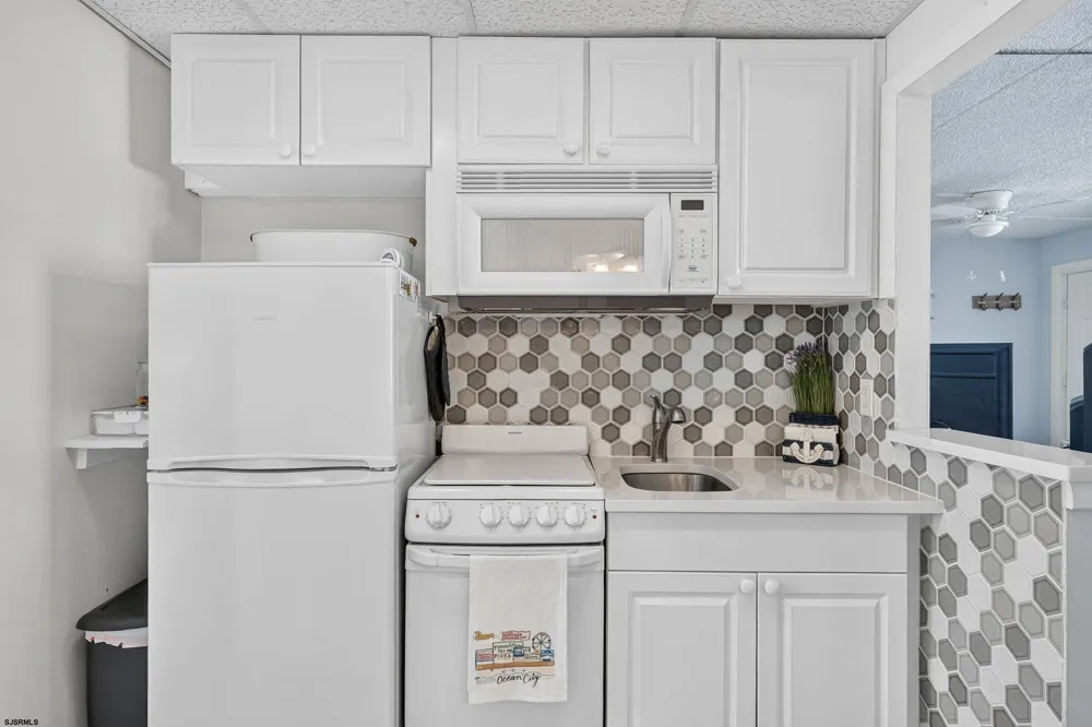921 Wesley Ave Ocean City, NJ 08226