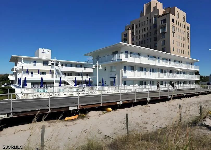 111 S Dudley Ave Ventnor, NJ 08406