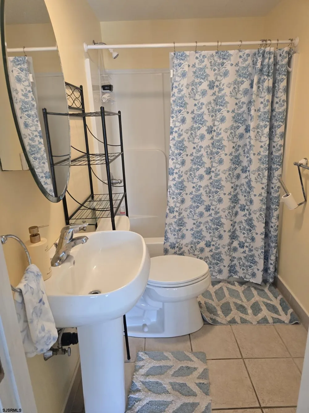 111 S Dudley Ave Ventnor, NJ 08406
