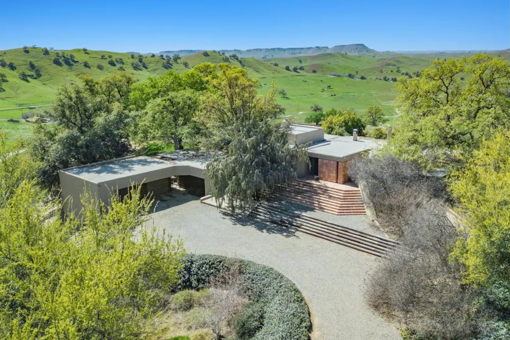 19623 Road 211 Friant, CA 93626