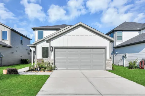 2714 Forest Retreat Lane
