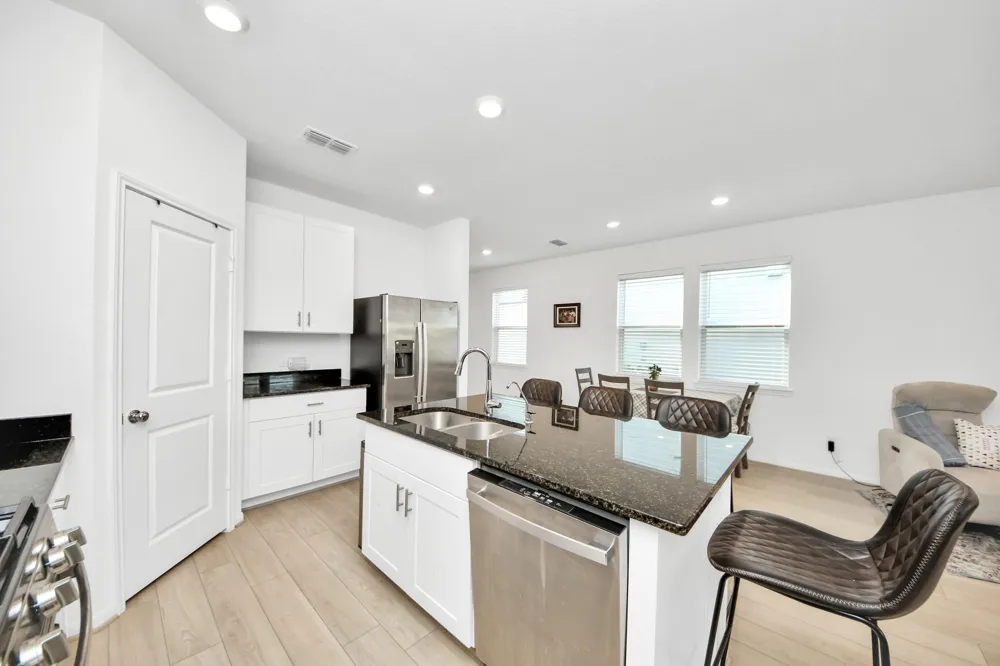 2714 Forest Retreat Lane Missouri City, TX 77489