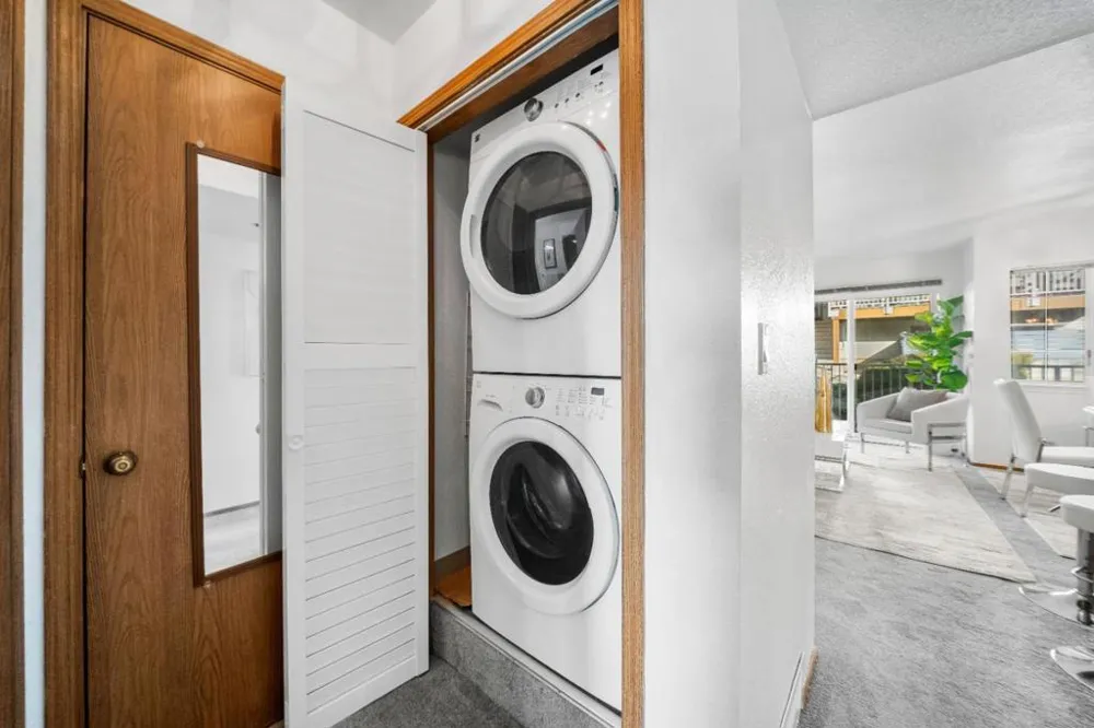 1003 San Antonio Circle #202 Daly City, CA 94014