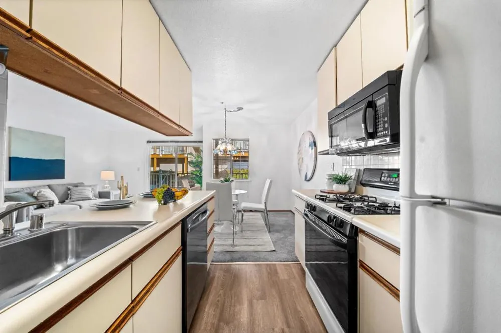 1003 San Antonio Circle #202 Daly City, CA 94014