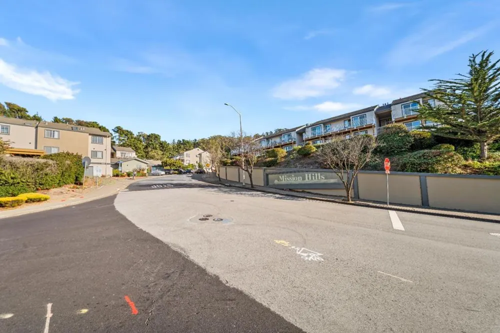 1003 San Antonio Circle #202 Daly City, CA 94014