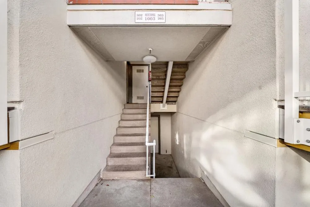 1003 San Antonio Circle #202 Daly City, CA 94014
