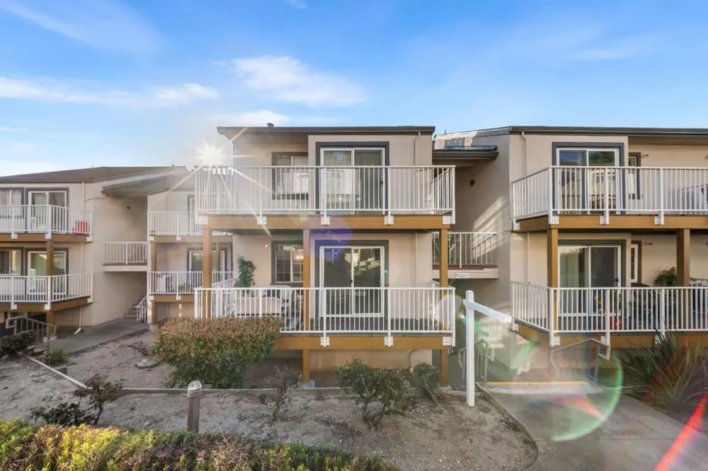 1003 San Antonio Circle #202 Daly City, CA 94014