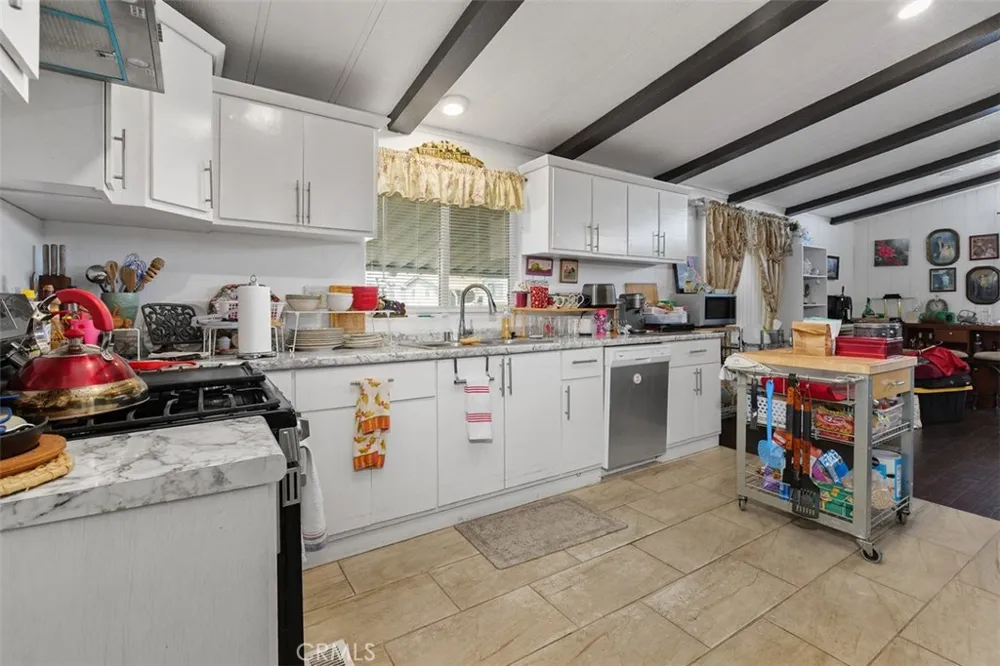 1456 E Philadelphia St Spc 286 Ontario, CA 91761
