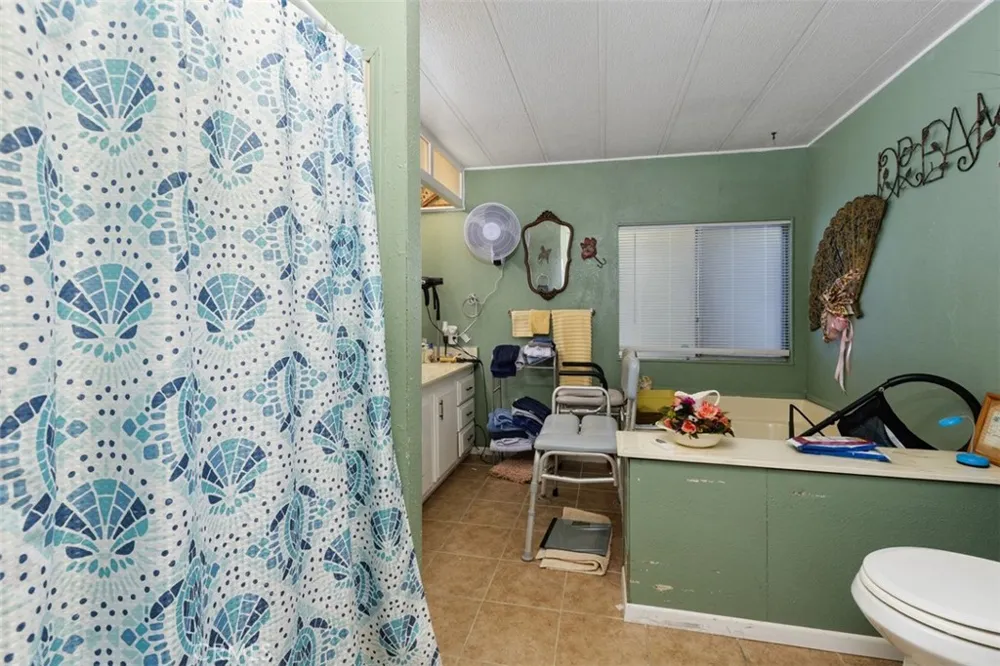 1456 E Philadelphia St Spc 286 Ontario, CA 91761