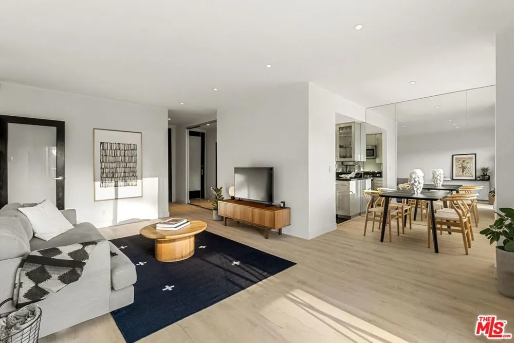 1131 Alta Loma Road #415 West Hollywood, CA 90069
