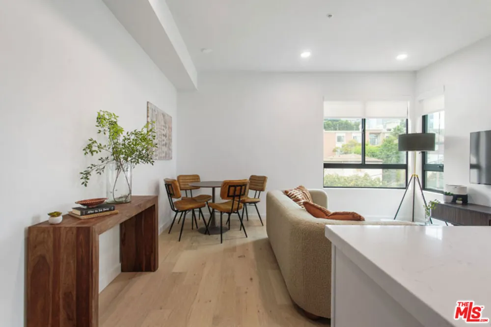 10310 Santa Monica Boulevard #405 Los Angeles, CA 90025