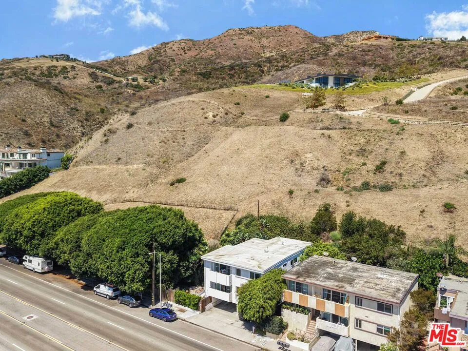 22357 Pacific Coast Highway Malibu, CA 90265