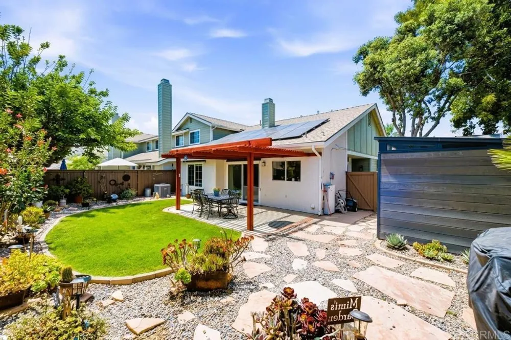 2959 Lexington Circle Carlsbad, CA 92010
