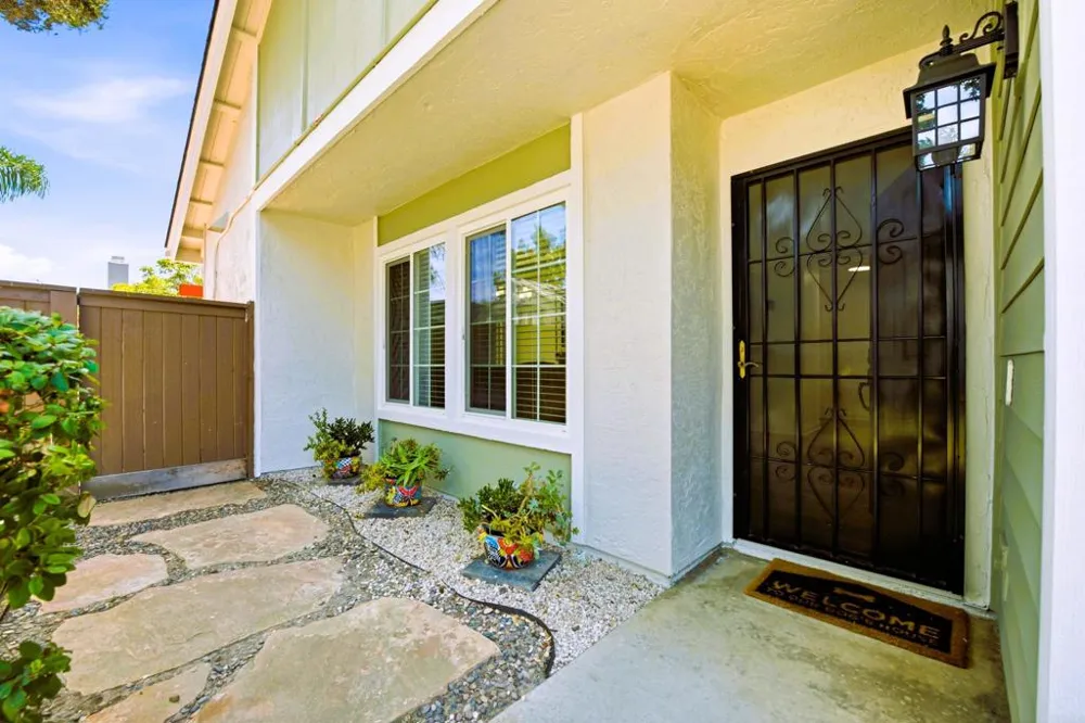 2959 Lexington Circle Carlsbad, CA 92010