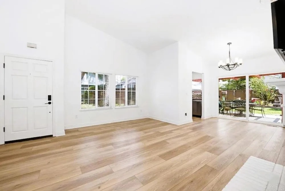 2959 Lexington Circle Carlsbad, CA 92010