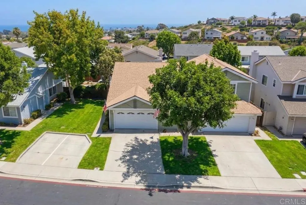2959 Lexington Circle Carlsbad, CA 92010