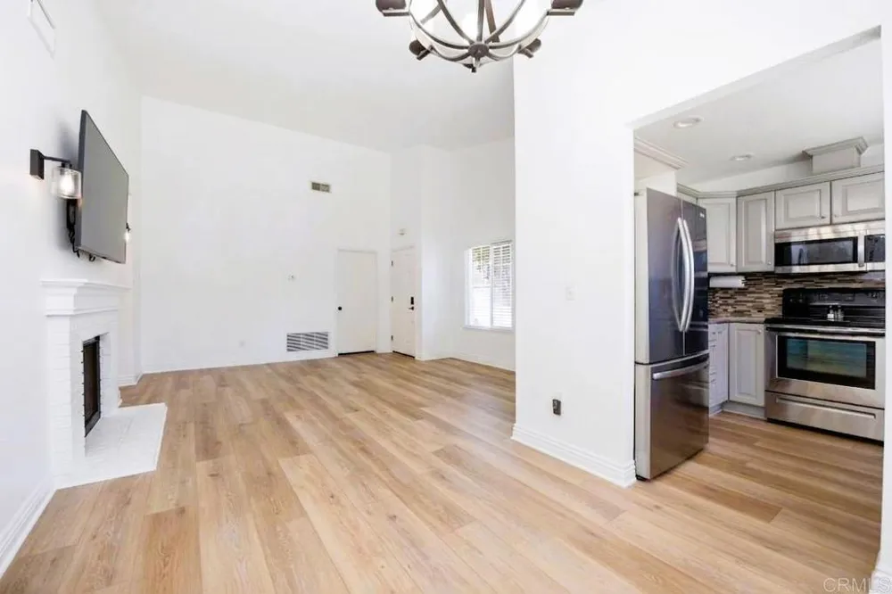 2959 Lexington Circle Carlsbad, CA 92010