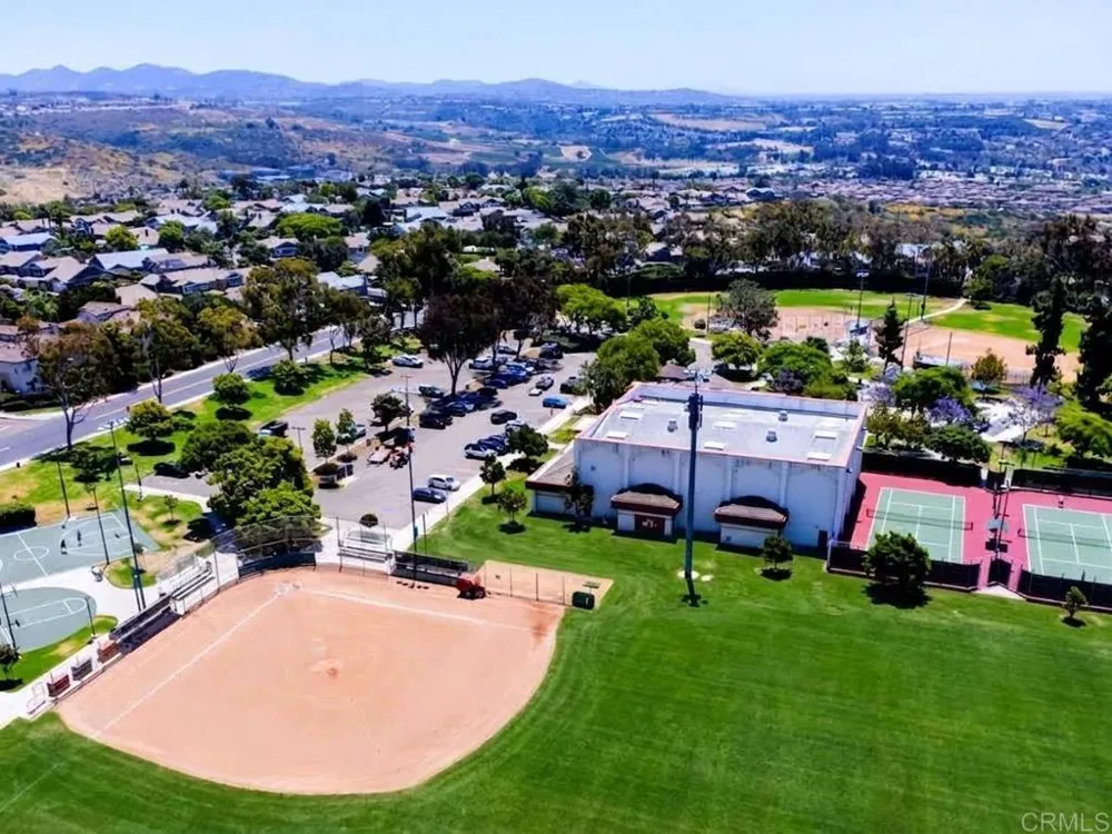 2959 Lexington Circle Carlsbad, CA 92010