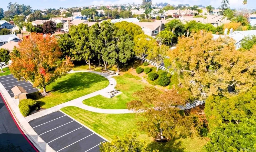 2959 Lexington Circle Carlsbad, CA 92010