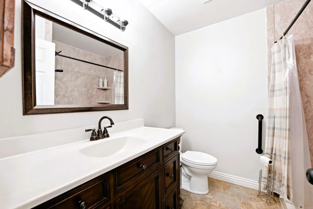 2959 Lexington Circle Carlsbad, CA 92010