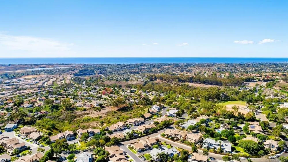 2959 Lexington Circle Carlsbad, CA 92010