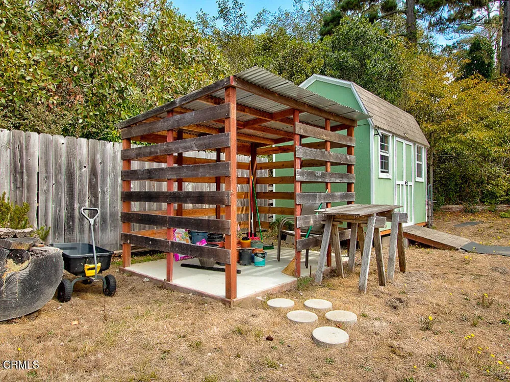 32840 Boice Lane Fort Bragg, CA 95437