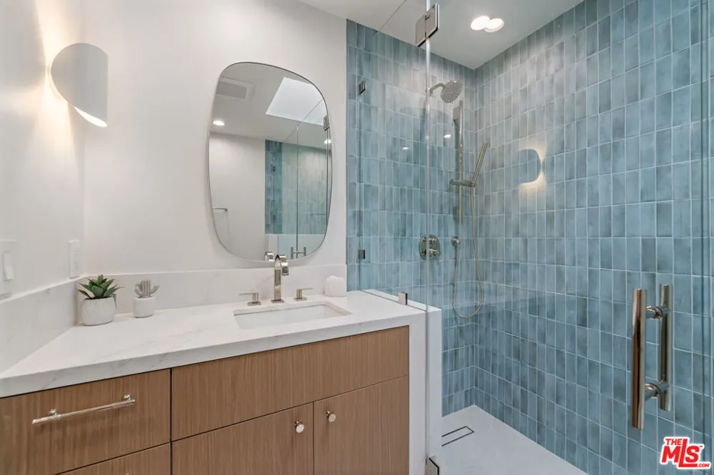 18254 Coastline Drive Malibu, CA 90265