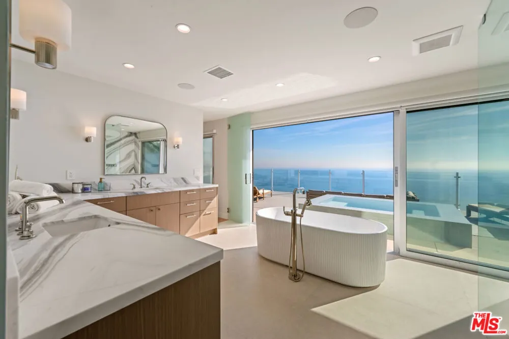 18254 Coastline Drive Malibu, CA 90265