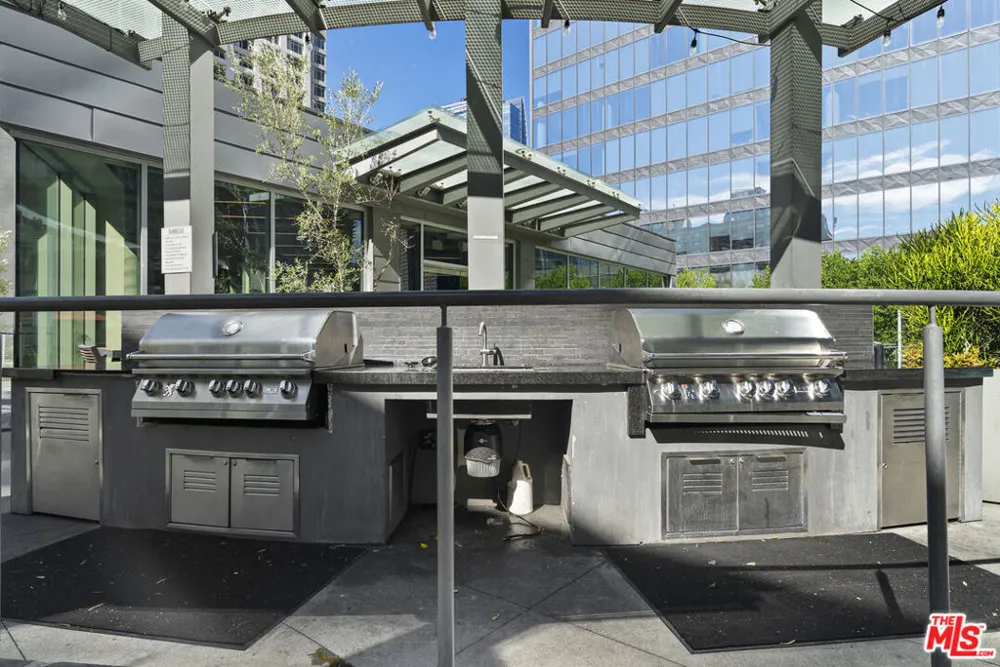 901 S Flower Street #513 Los Angeles, CA 90015