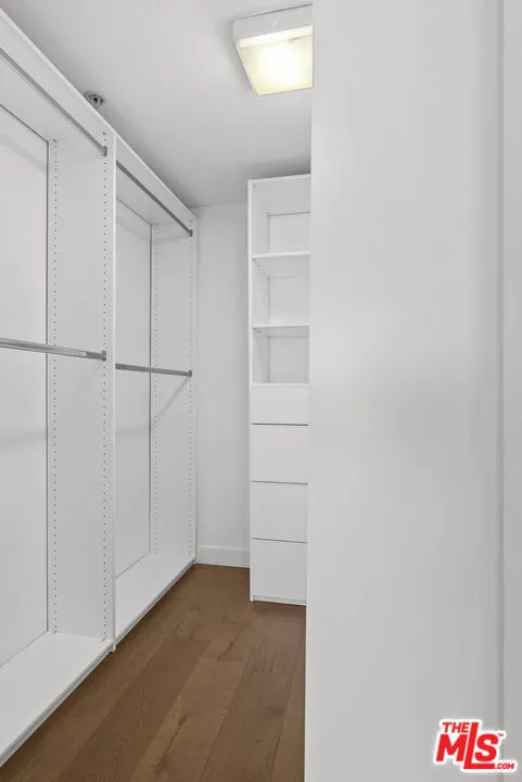 901 S Flower Street #513 Los Angeles, CA 90015