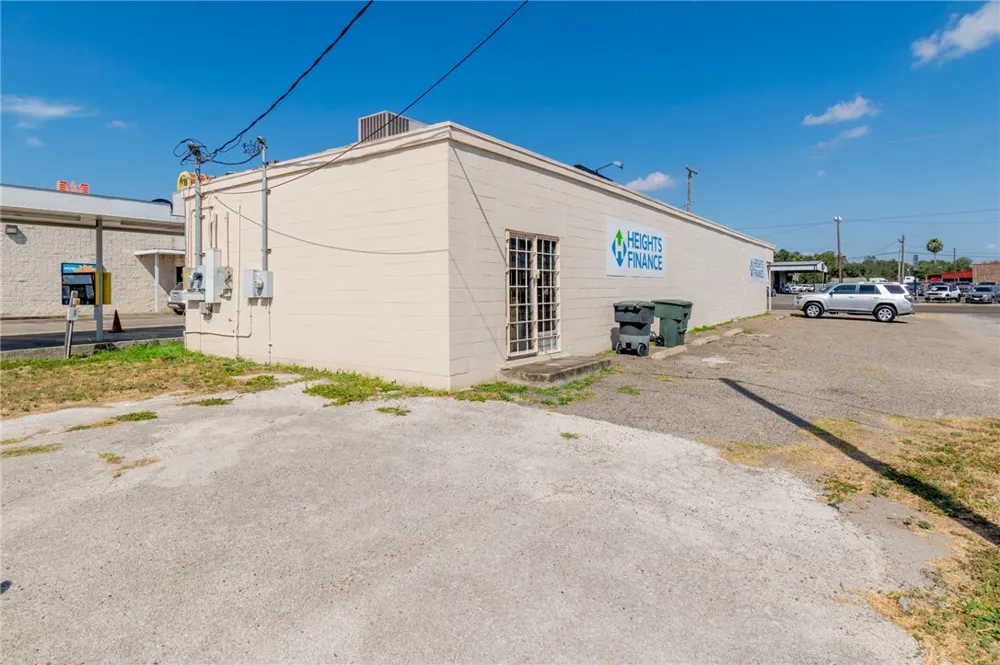 1260 E Main Street Alice, TX 78332