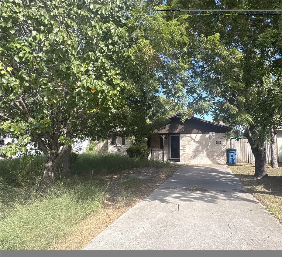 2440 Avenue C Ingleside, TX 78362