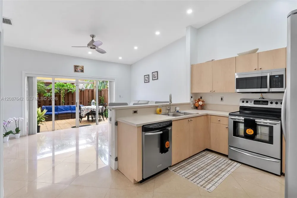 17133 SW 137th Pl Miami, FL 33177