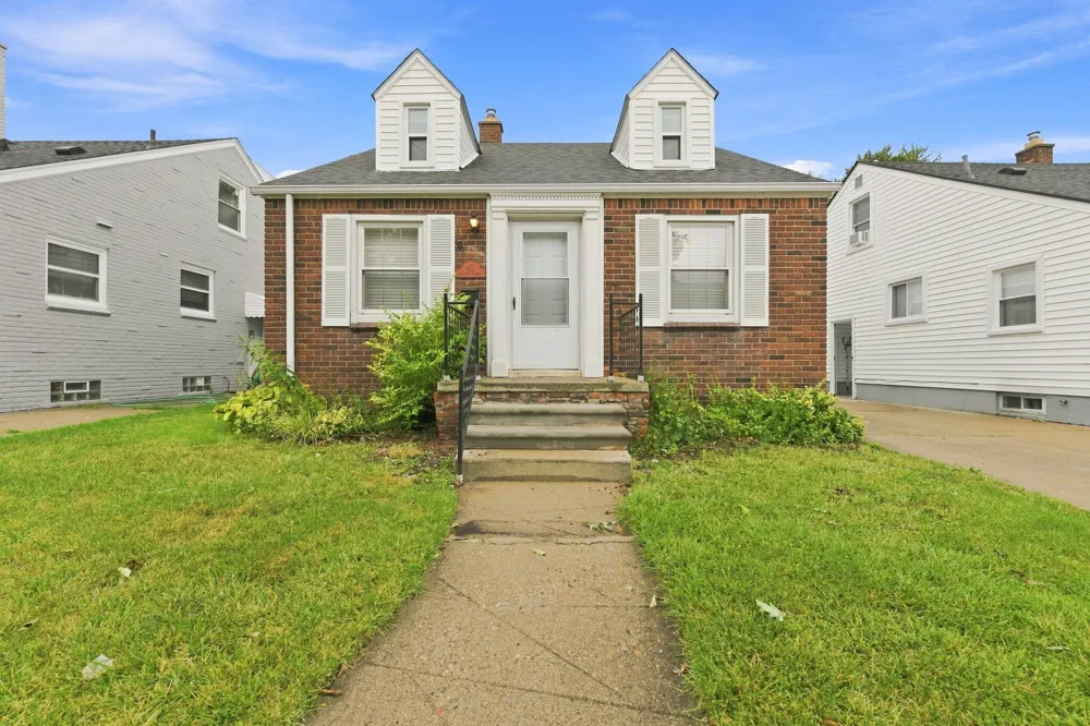 451 Waverly Street Dearborn, MI 48128