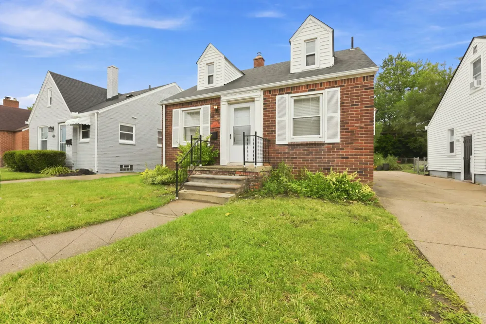 451 Waverly Street Dearborn, MI 48128