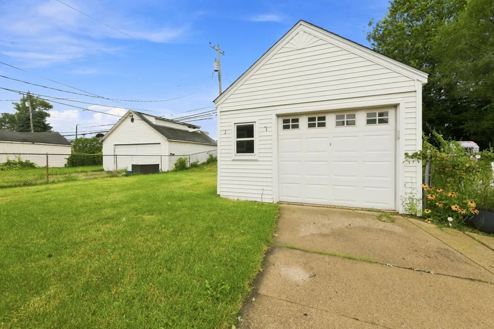 451 Waverly Street Dearborn, MI 48128