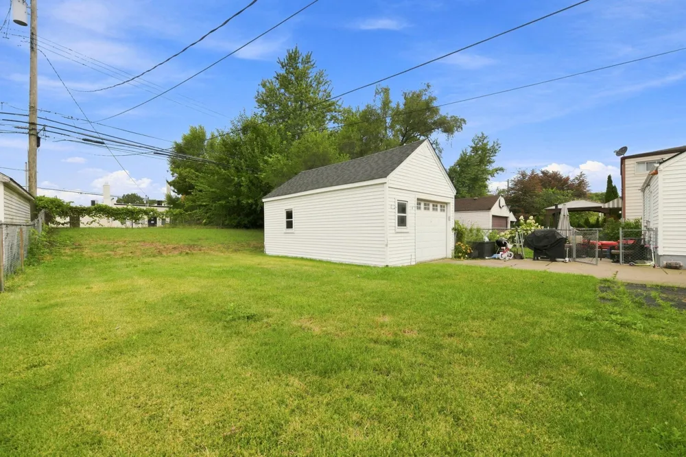 451 Waverly Street Dearborn, MI 48128