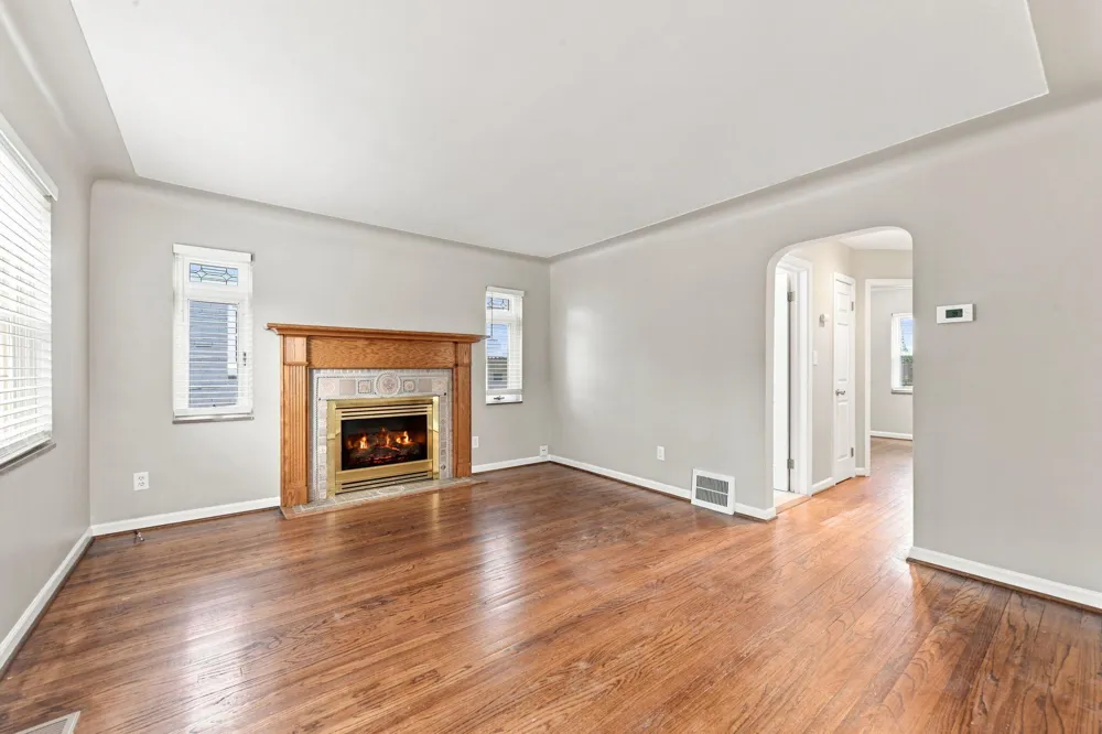 451 Waverly Street Dearborn, MI 48128